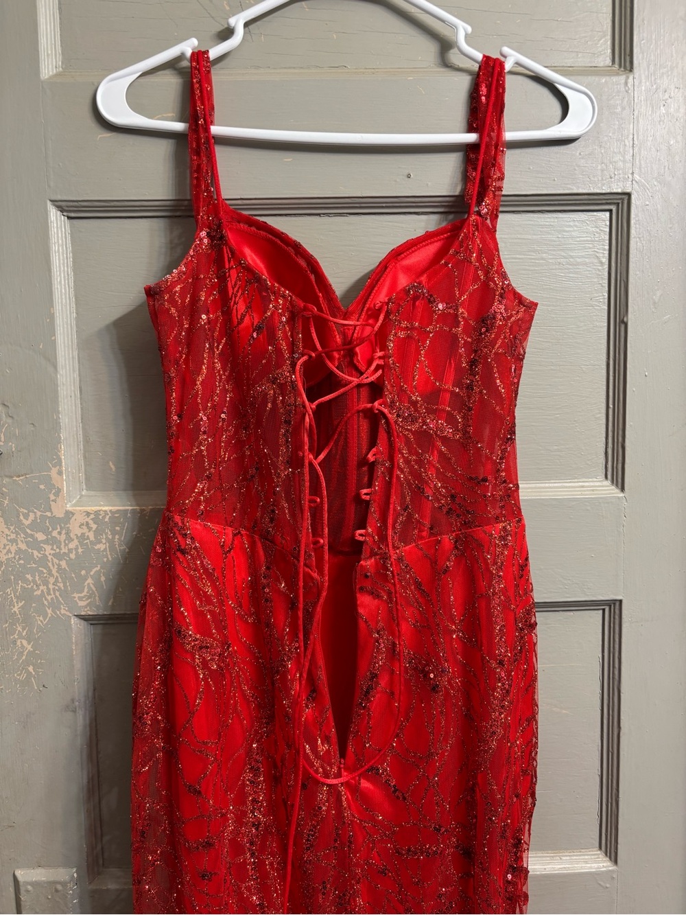 Red Lace-Up Sleeveless Coursette Prom Dress